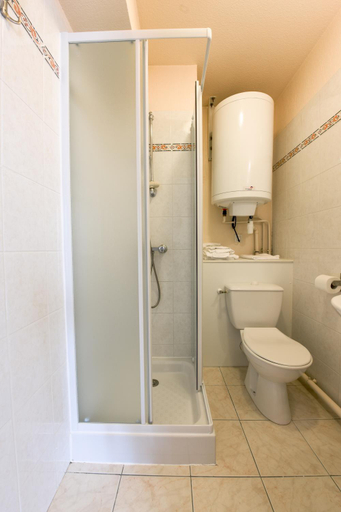 Bathroom 4, Residence Columba - Apparts meubles Agen Sud, Lot-et-Garonne