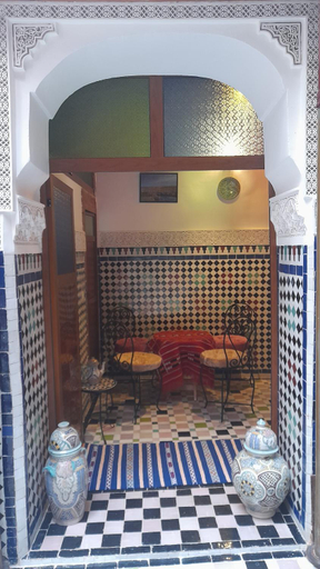 Others 5, Riad amal, Fès