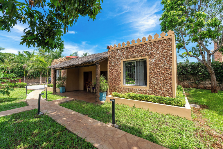 Exterior & Views 2, Babylon Gardens, Msambweni