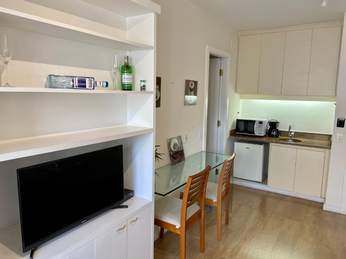 Dining Room 9