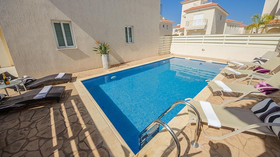 Swimming pool 3, Pernera Holiday Villa 012