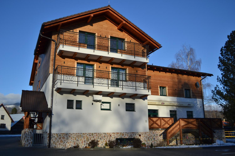 Exterior & Views, Tri kopy*** - penzion, restauracia a pizza, Liptovský Mikuláš