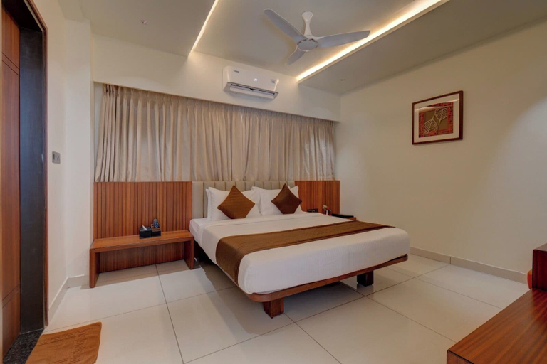 Bedroom 2, Hotel Hari Govindas Mysore - Explore the Heart of Mysore, Mysore