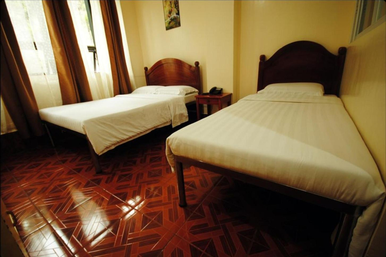Bedroom 5, Hotel 45, Baguio City