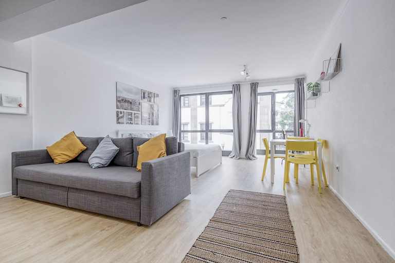 Others 4, Travel & Live Alegria Apartments, Porto