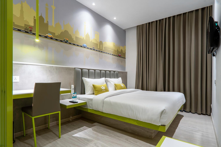 Bedroom 23
