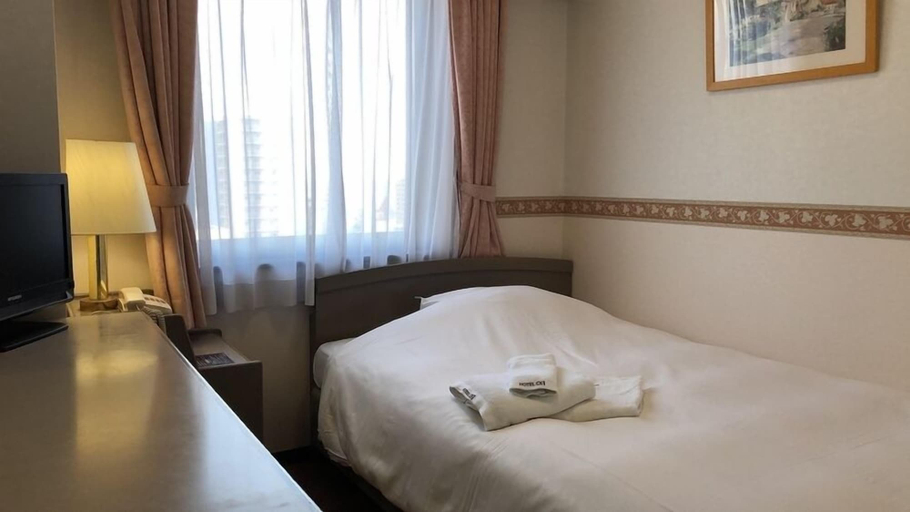 Bedroom 2, Hotel Alpha-One Otsu, Ōtsu