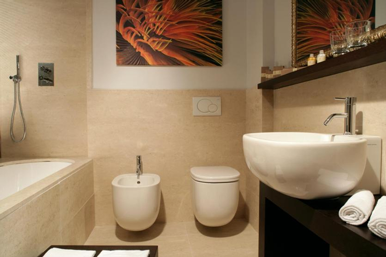 Bathroom 3