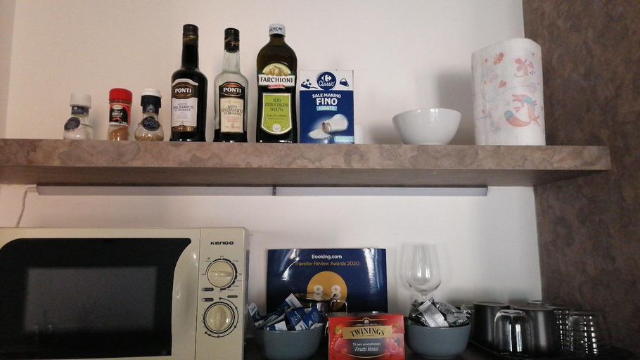 Others 4, Lovely Apartments in City Centre "Third floor, without elevator", Rome