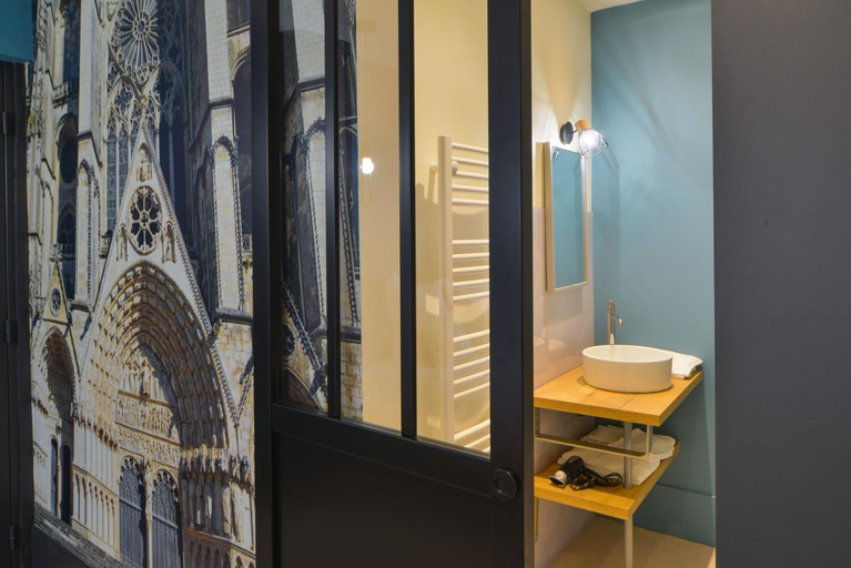Bedroom 2, Puits de Jouvence, au coeur des commerces, Cher