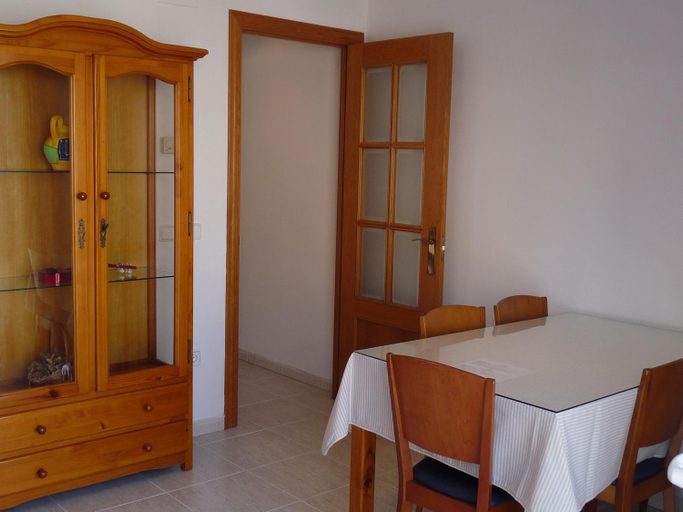 Others 2, Apartaments Tropic, Girona