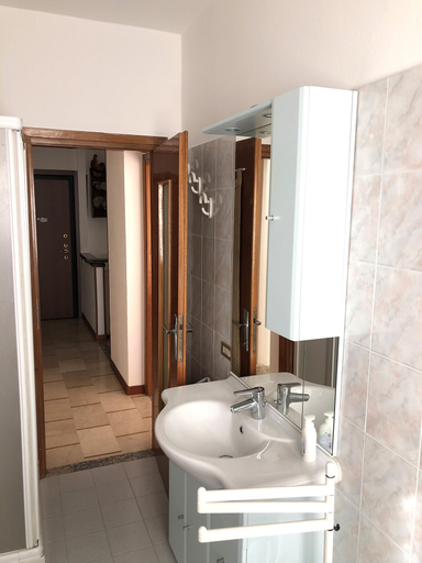 Bathroom 3, Maranta Master Guest apartment, Sondrio