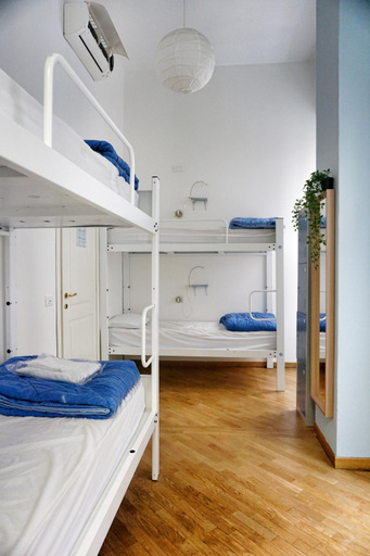 Others 3, Grand Hostel Manin, La Spezia