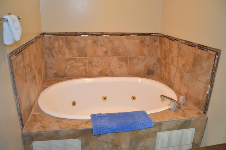 Bathroom 4