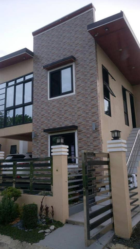 Exterior 5
