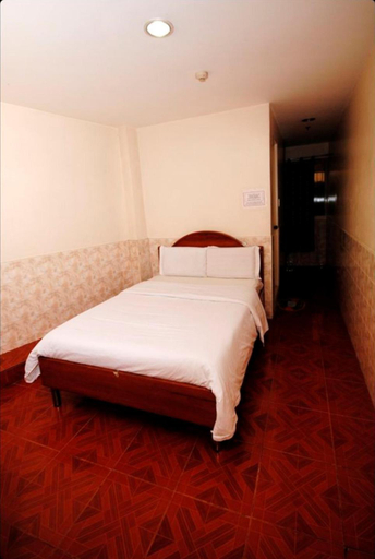 Bedroom 2, Hotel 45, Baguio City
