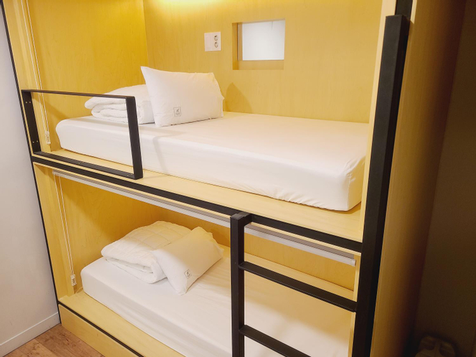 Bedroom 8