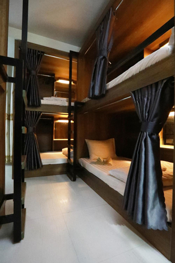 Bedroom 16