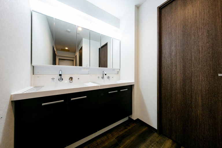Bathroom 5