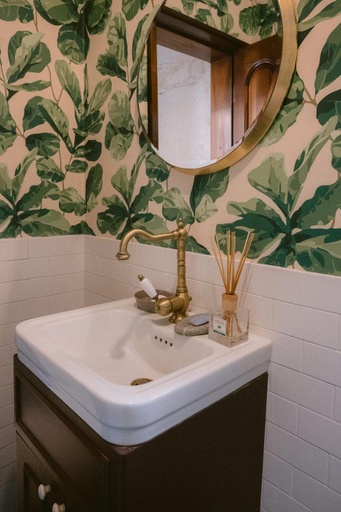 Bathroom 2, Tinja B&B