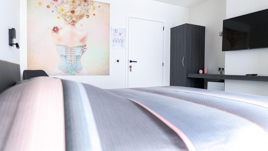 Others 4, B&B Koor91, Limburg