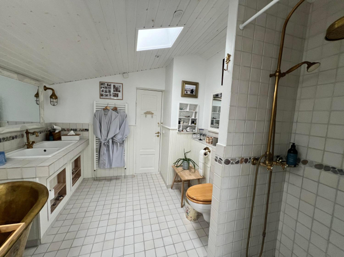 Bathroom 3, Hotel Villa Brinkly, Helsingør
