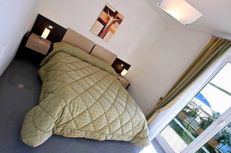 Bedroom 2, Residence I Gabbiani, La Spezia