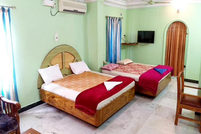 Bedroom 2, Hotel Ganga Palace, Kanniyakumari