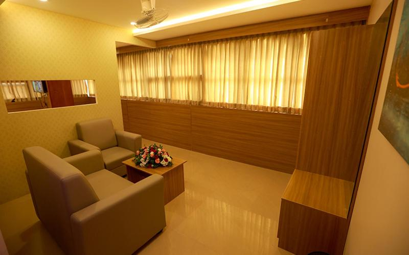 Others 5, Hotel Emirates, Kasaragod
