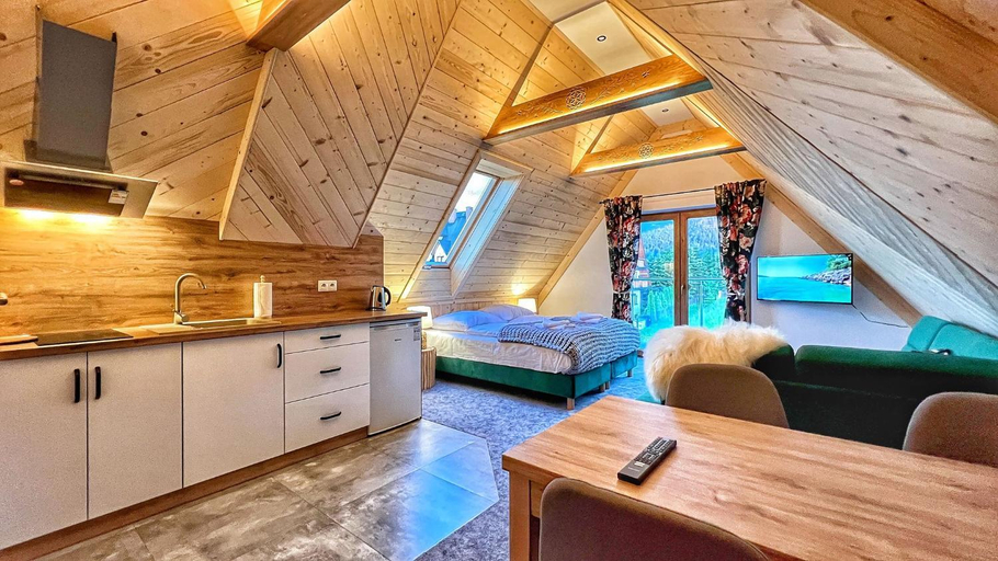 Others 5, Maryna Bor pokoje apartamenty widok na gory Zakopane, Tatra
