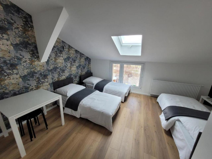 Bedroom 3, RYNEK 2 DUKLA- POKOJE I APARTAMENTY, Krosno