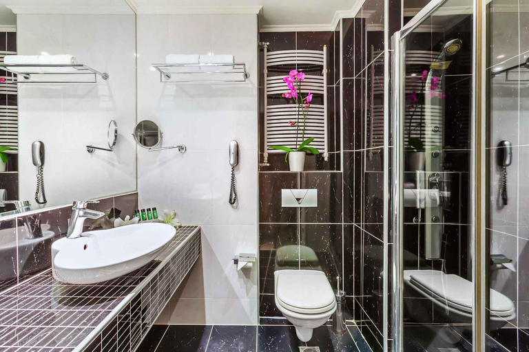 Bathroom 5, Elinotel Apolamare Hotel, Central Macedonia