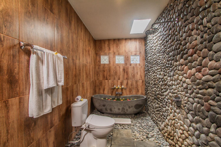 Bathroom 4