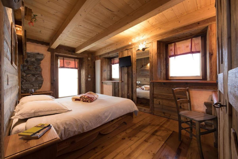 Bedroom 2, La Luge, Aosta