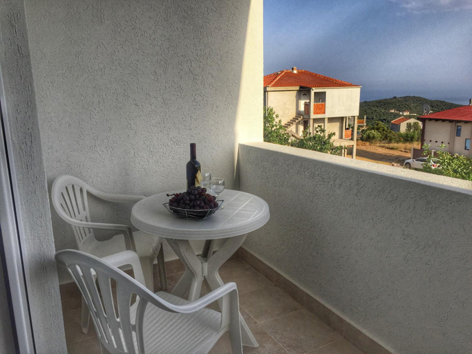View 4, Apartments Wild Beauty - Krimovica