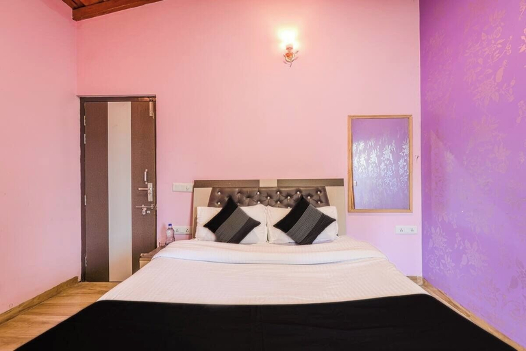 Bedroom 2, Neem Karoli Green valley luxury Villa, Nainital