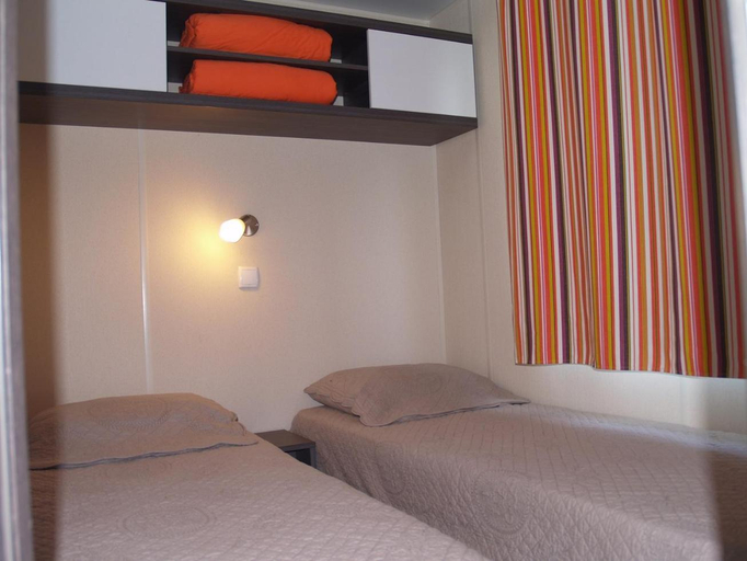Bedroom 3, CAMPING PANORAMIQUE du VERDON, Alpes-de-Haute-Provence