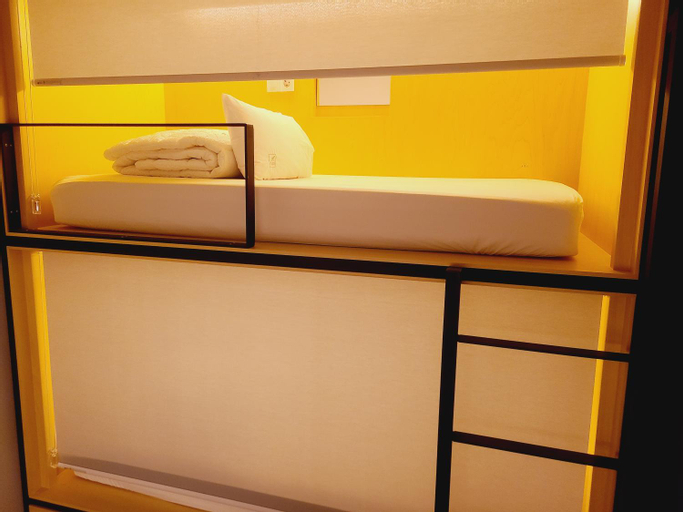 Bedroom 13