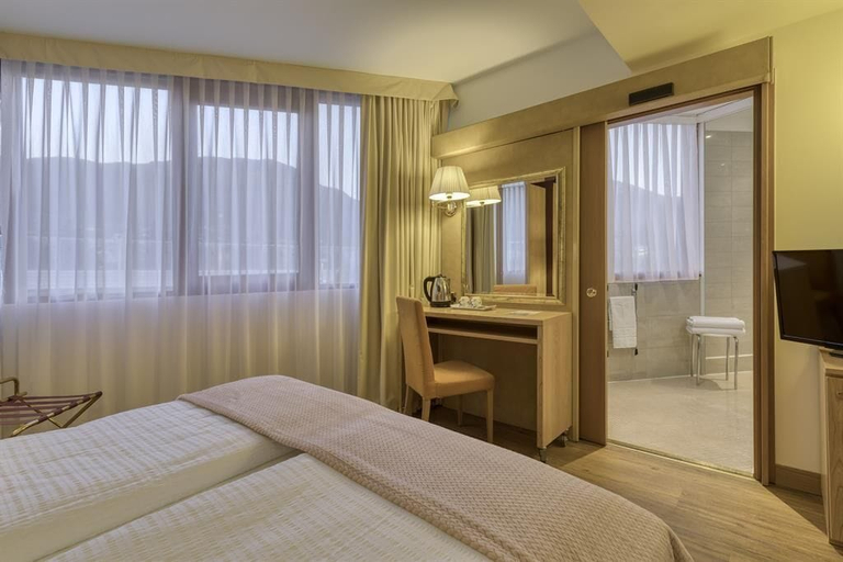 Bedroom 4, Hotel Sporting Trento, Trento