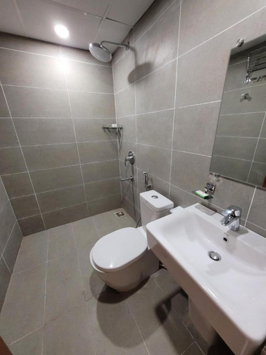 Bathroom 5, Hotel Prime Jubilee, Hyderabad