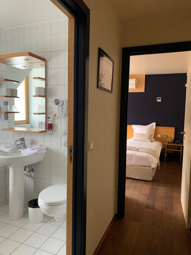 Bathroom 2, Auberge de Poteaupre, Hainaut