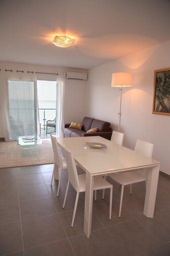 Others 5, Adonis-Macinaggio, Haute-Corse