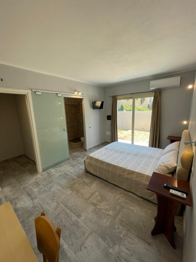 Others 4, Casa Camere Pistis, Cagliari