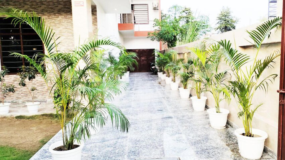 Others 4, The Dwelling Habitation, Gautam Buddha Nagar