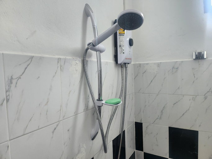 Bathroom 3, Joon Hostel , Ko Samui