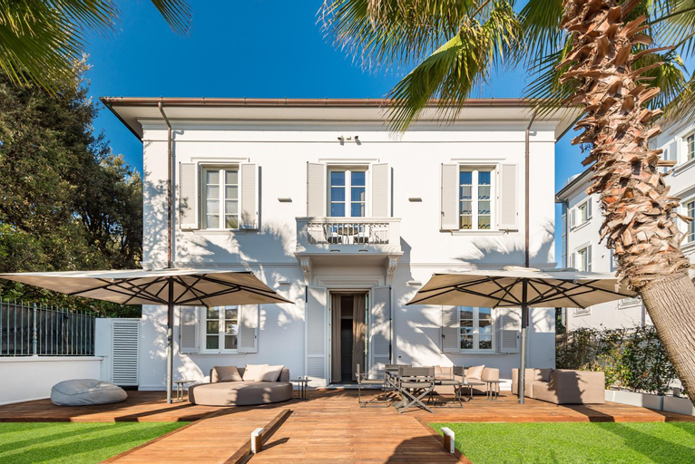 Villa Grey, Lucca