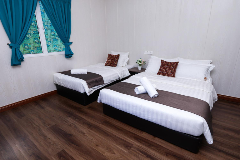 Bedroom 16