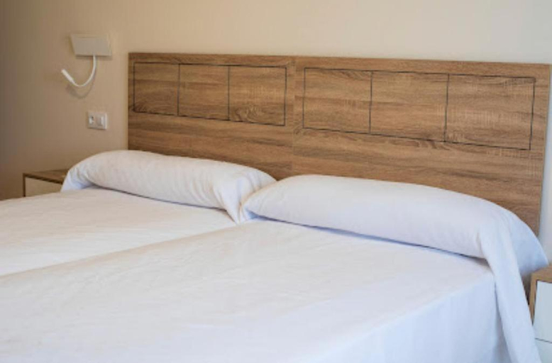 Others 4, Hotel Tierra, Badajoz