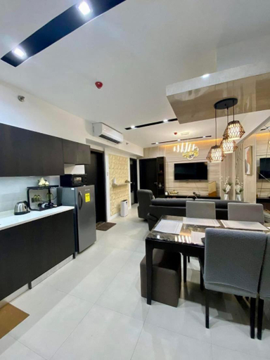 Others 5, Aeon Towers Executive Suite 2BR 18th floor, Davao City