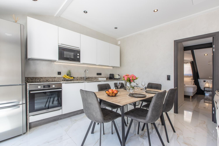 Others 4, Residence Topaze - Central - Luxurious - 50m Croisette Palais - LRA CANNES, Alpes-Maritimes
